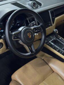 Detailing Porsche Macan