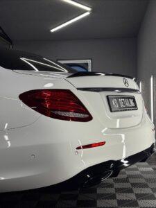 Detailing Mercedes E-Klasa