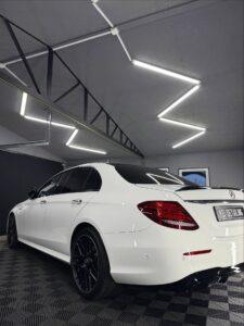 Detailing Mercedes E-Klasa